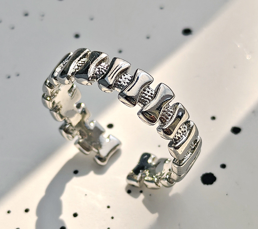 N2506149◆Bigstone◆【シンプルな個性】ファッション印象*豪華なリング*13~15号拍卖