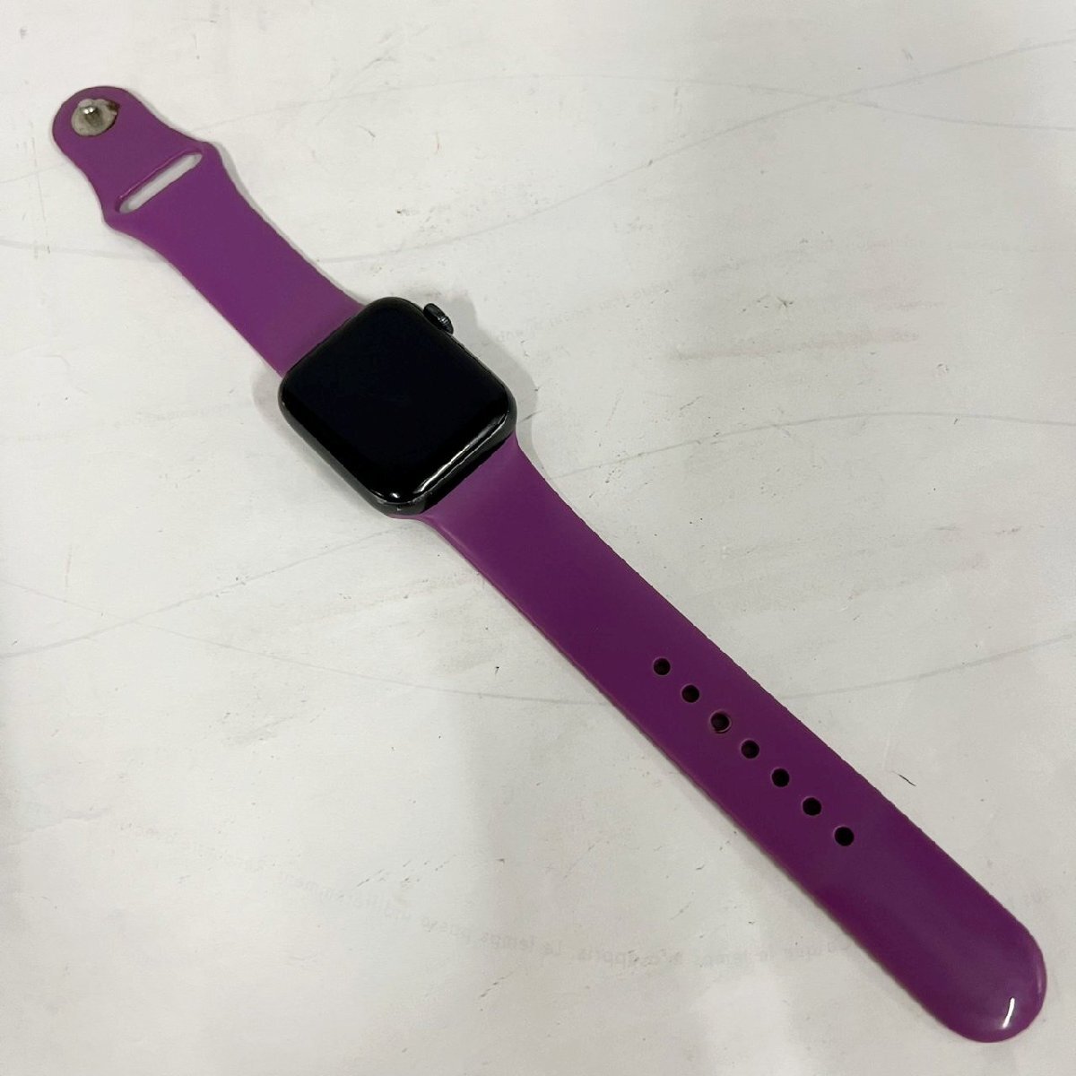 【ジャンク品】Apple Watch SE(第2世代)40mm アクティベーションロック有り バンドあり拍卖