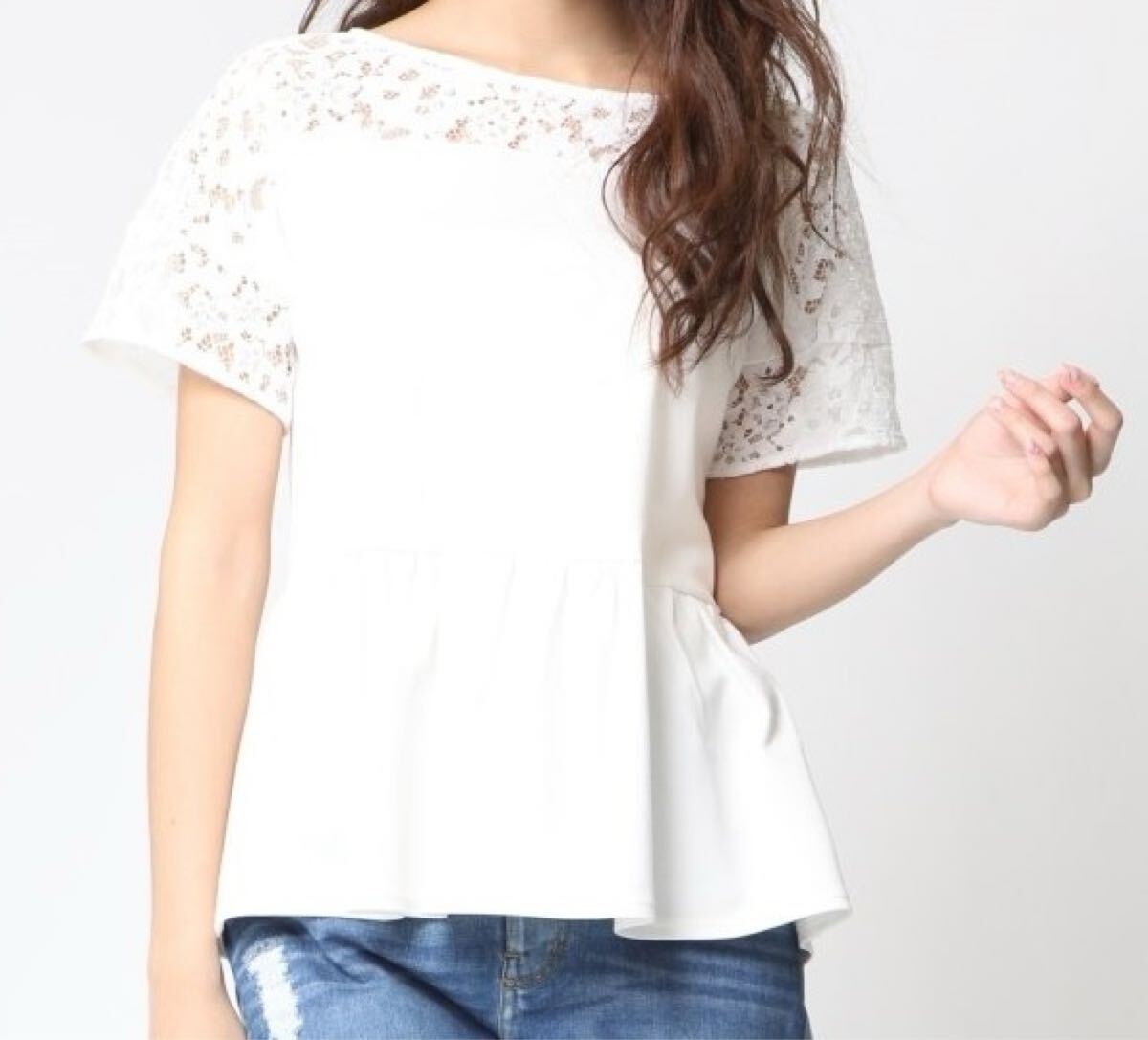 ★Viaggio Blu(ビアッジョブルー)白 レースカットソー★拍卖