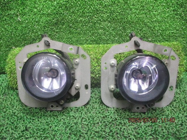 CV5W 三菱 デリカD:5 平成20年 フロントバンパー内 フォグランプ 左右セット 252343拍卖