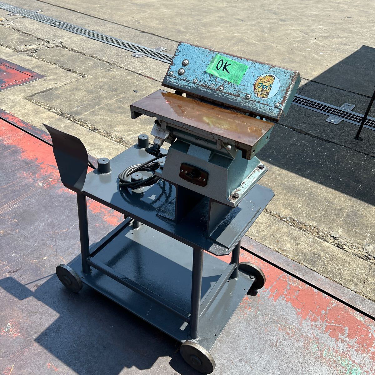 N7512 面取り 自動カンナ 100V 台車付き【動作確認済】拍卖