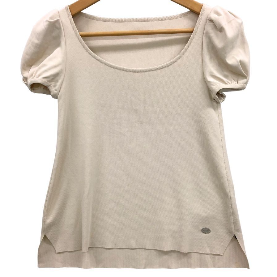 新品同様◆セーター フォクシーニューヨーク 半袖トップス シューフルール 肩パット付 31113 レディース サイズ38 ベージュ FOXEY【AFB4】拍卖