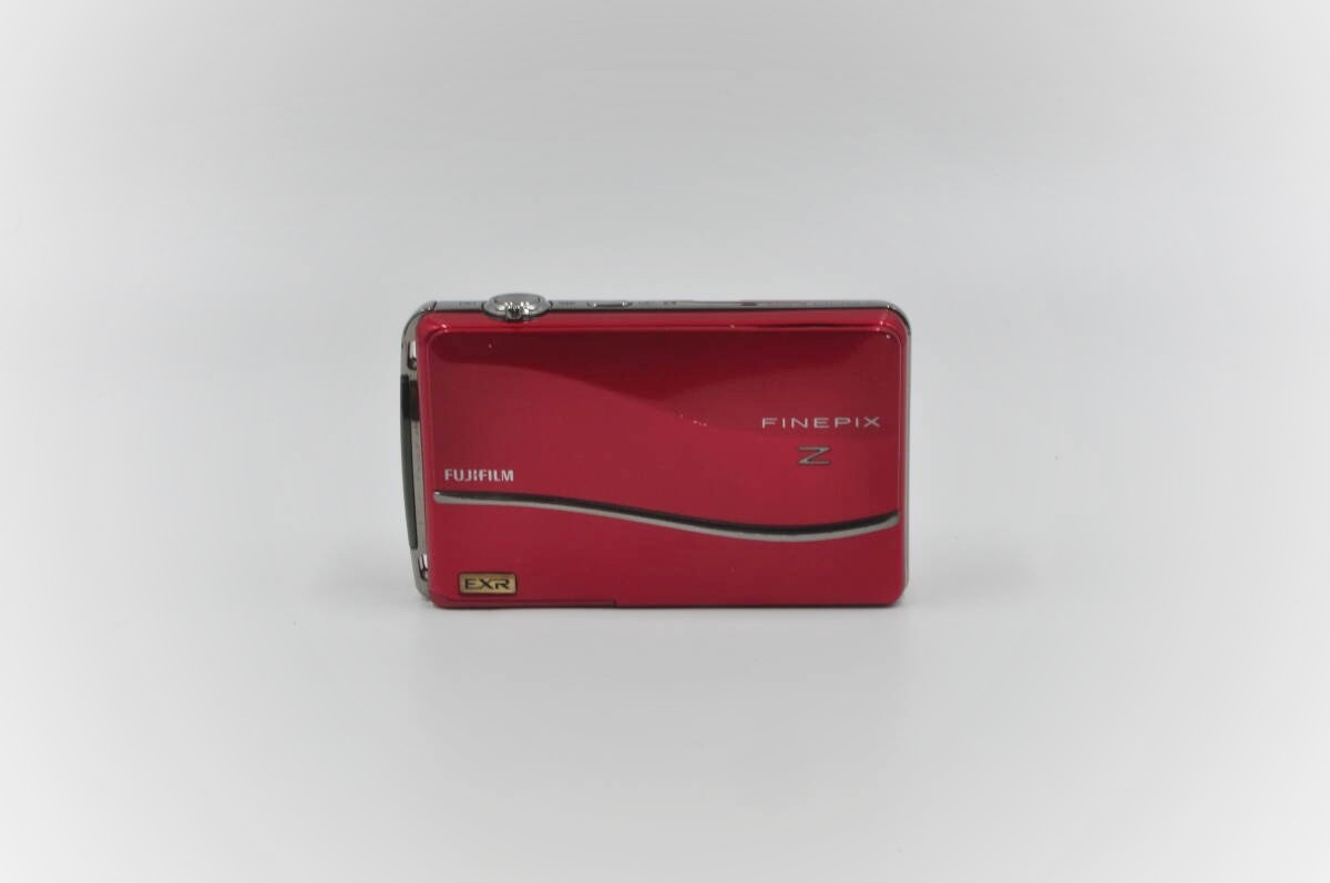 【現状品】FUJIFILM FinePix Z800EXR 赤 レッド■バッテリー・チャージャーなし拍卖