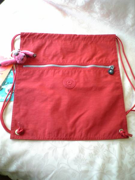 未使用品です♪ キプリング 鮮やかレッド ☆ 巾着 ☆拍卖