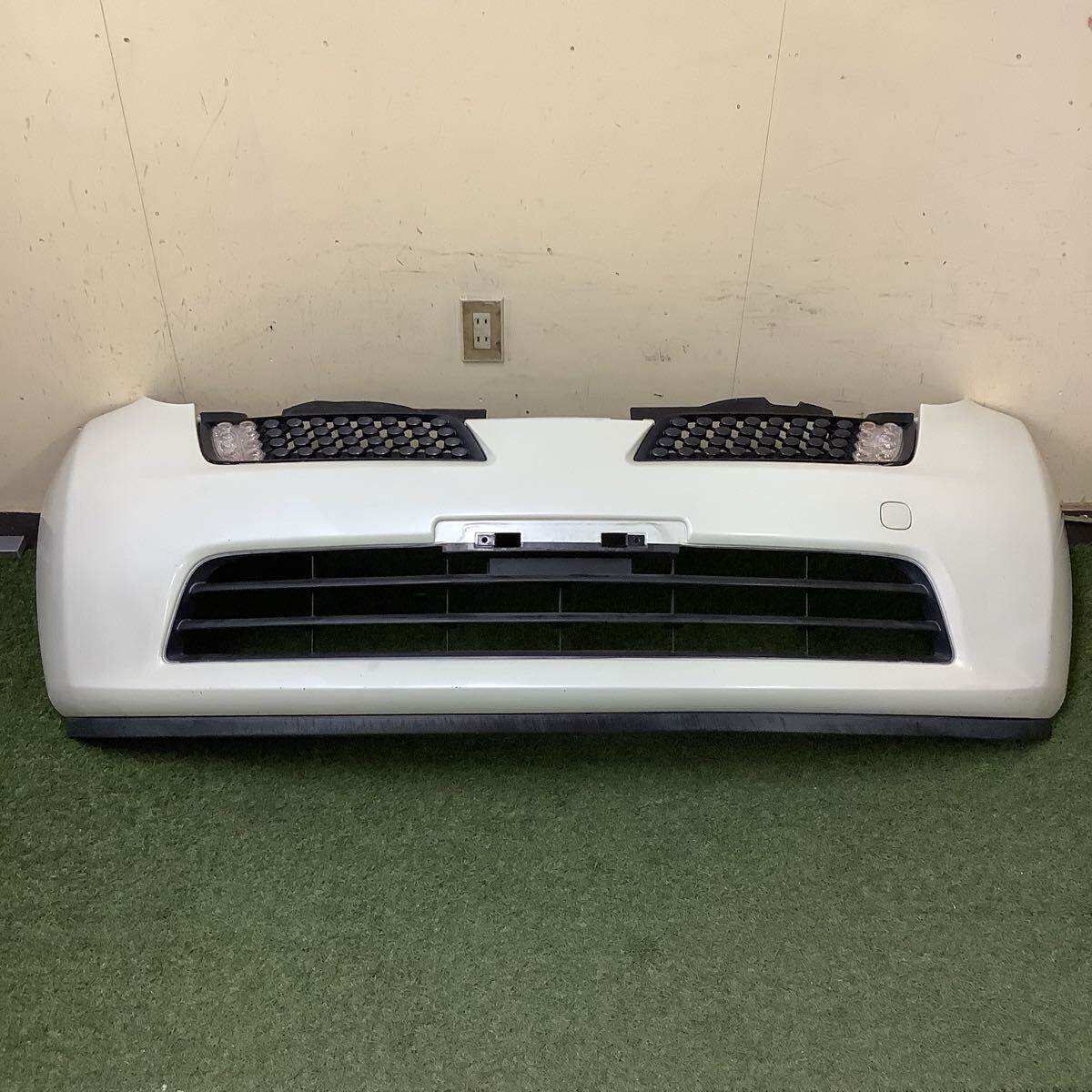 AK12 BNK12 YK12 マーチ 純正 フロントバンパー assy 62022 CT10H QX1 ホワイトパール系 管番3356拍卖