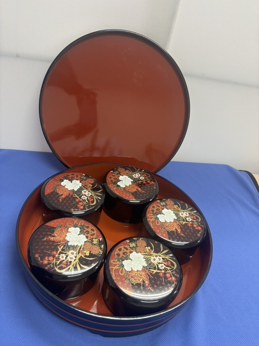 260☆ちらし寿司セット 寿司桶/飯椀5個/漆器 拍卖