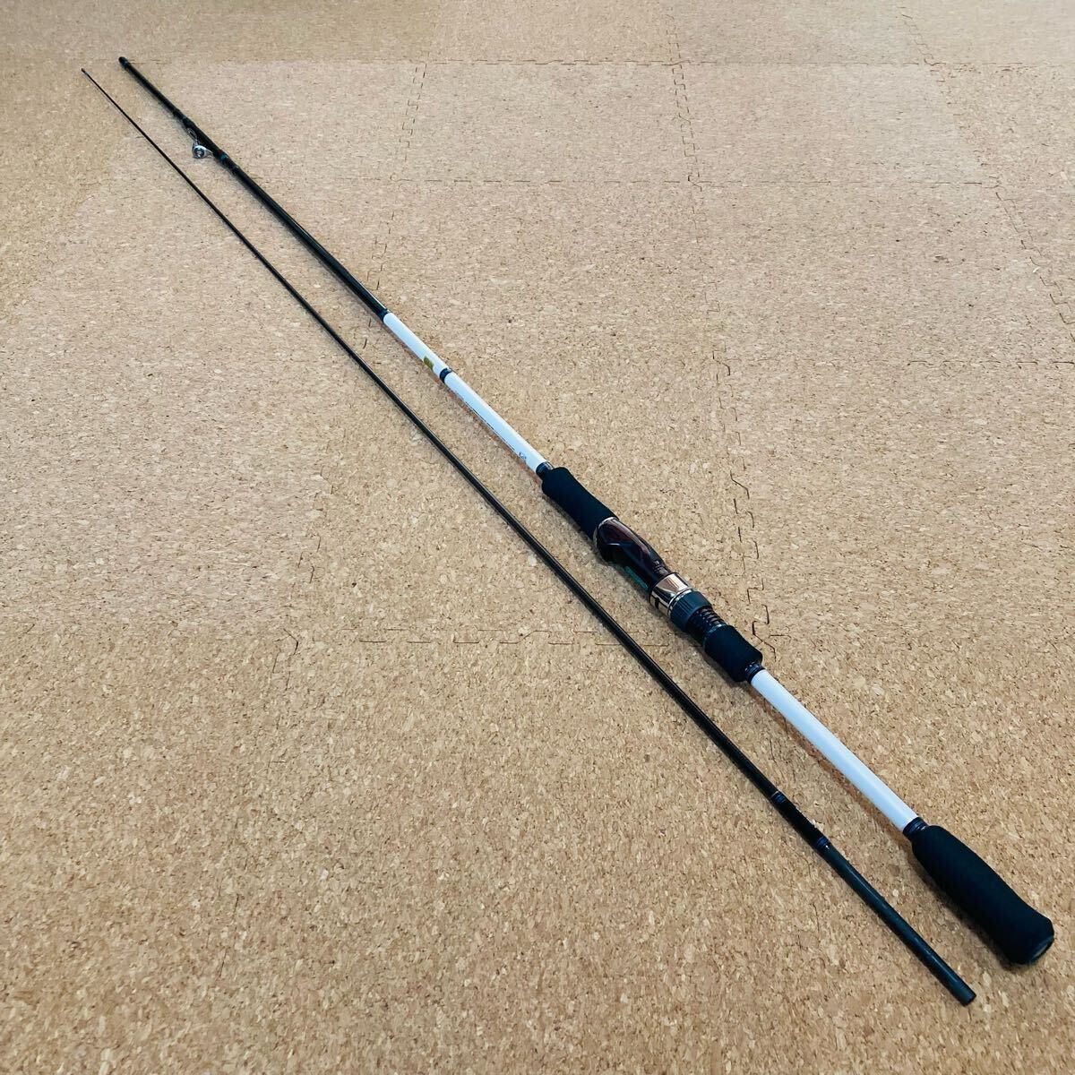 ダイワ エメラルダス ST 85M-MD インターライン エギングロッド 超美品 ※ワイヤー欠品拍卖