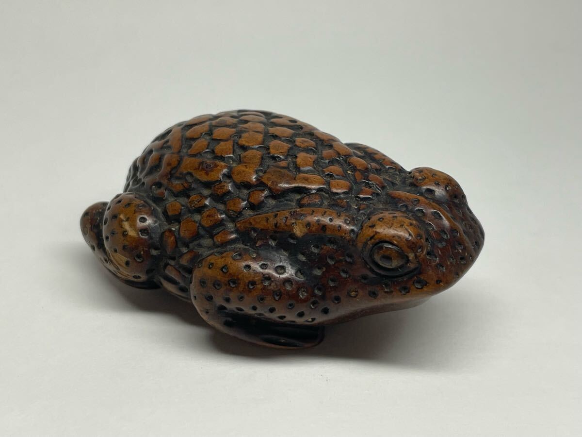 超絶技巧!時代 黄楊/柘植彫 卜之銘 ガマガエル 蛙 根付 NETSUKE 提げ物印籠 成り行き!売り切り!10拍卖