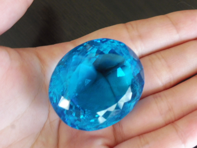 ちょっと変わった色(ブルトパ系)お化け!!鑑別書付 アクアマリン 約182ct ルース 裸石 アクワマリン 格安 拍卖