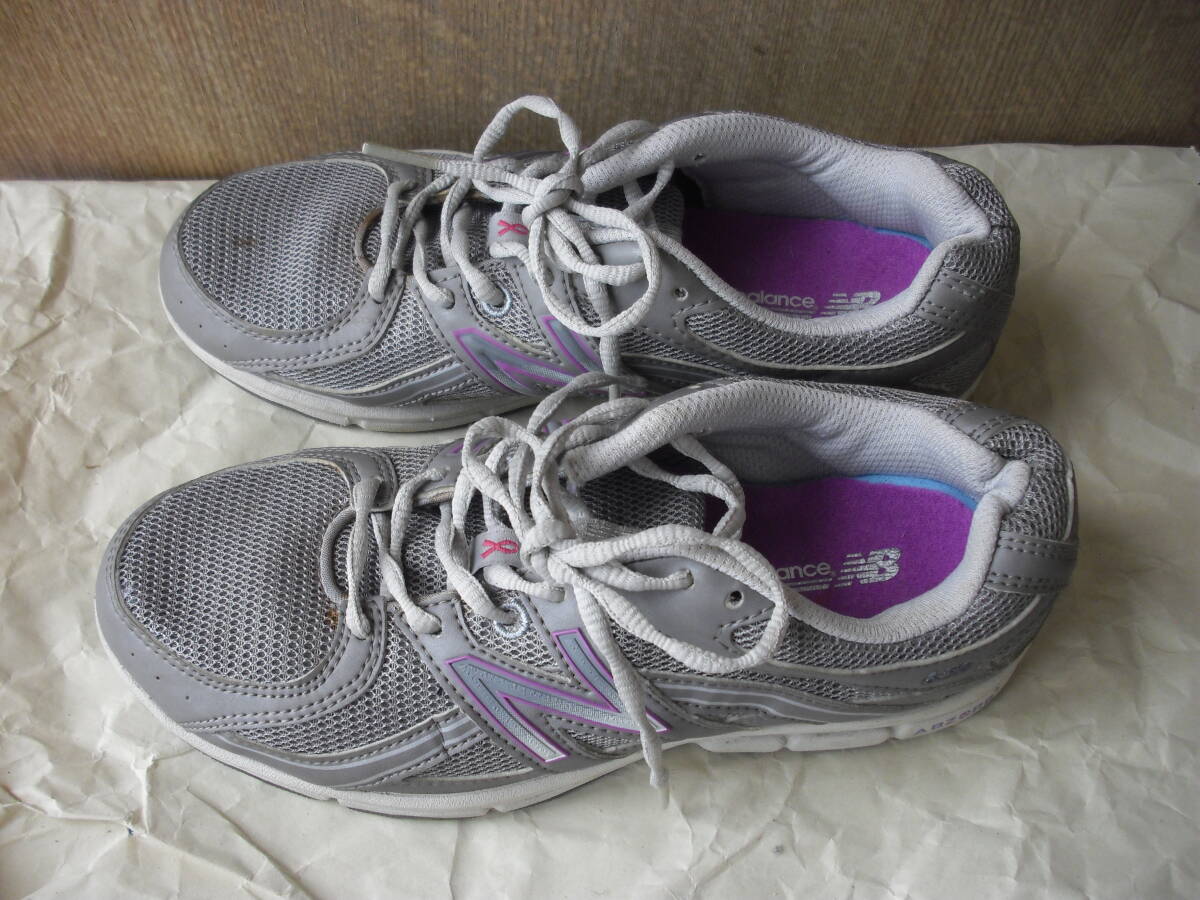 USED 汚れ・使用感有り ニューバランス グレー 23.5㎝ カップインソール拍卖