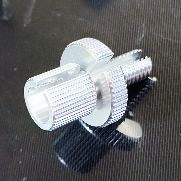 Z125 Z250 Z300 Z400 Z800 Z1000 ZX-25R ZX-4R ZX-6R ZX-7R ZX-9R ZX-10R アルミ クラッチアジャスター クラッチ/レバー/ワイヤー M8 銀拍卖