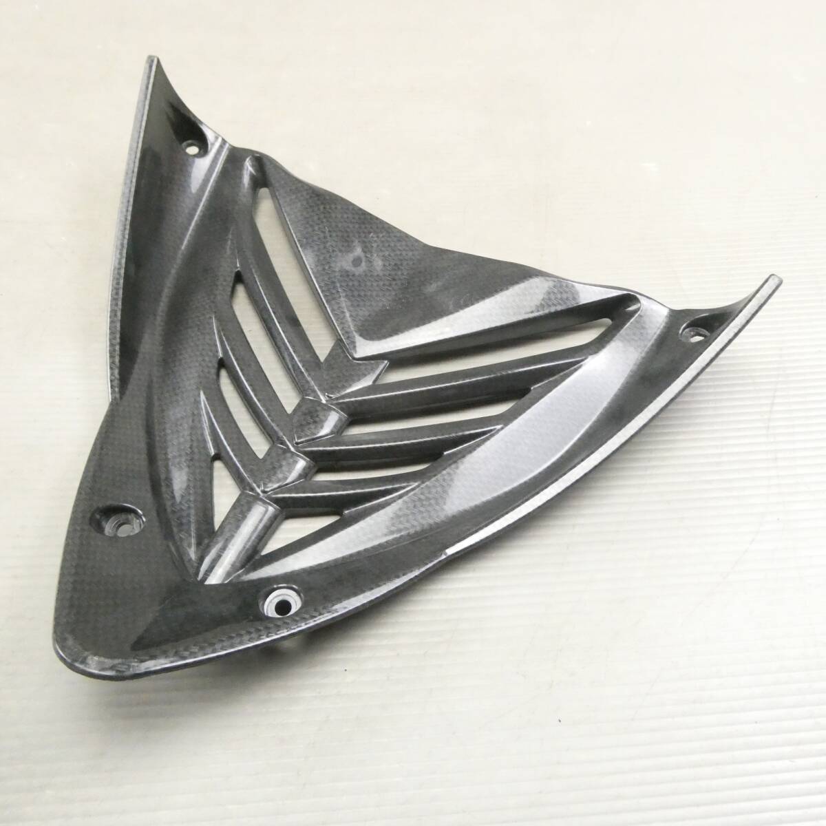 YZF-R25 1WD RG10J 社外カーボン調アンダーグリル アンダーカウル アンダーガード センターカウル YZFR3 RH07J YAMAHA ヤマハ TR070321 40拍卖