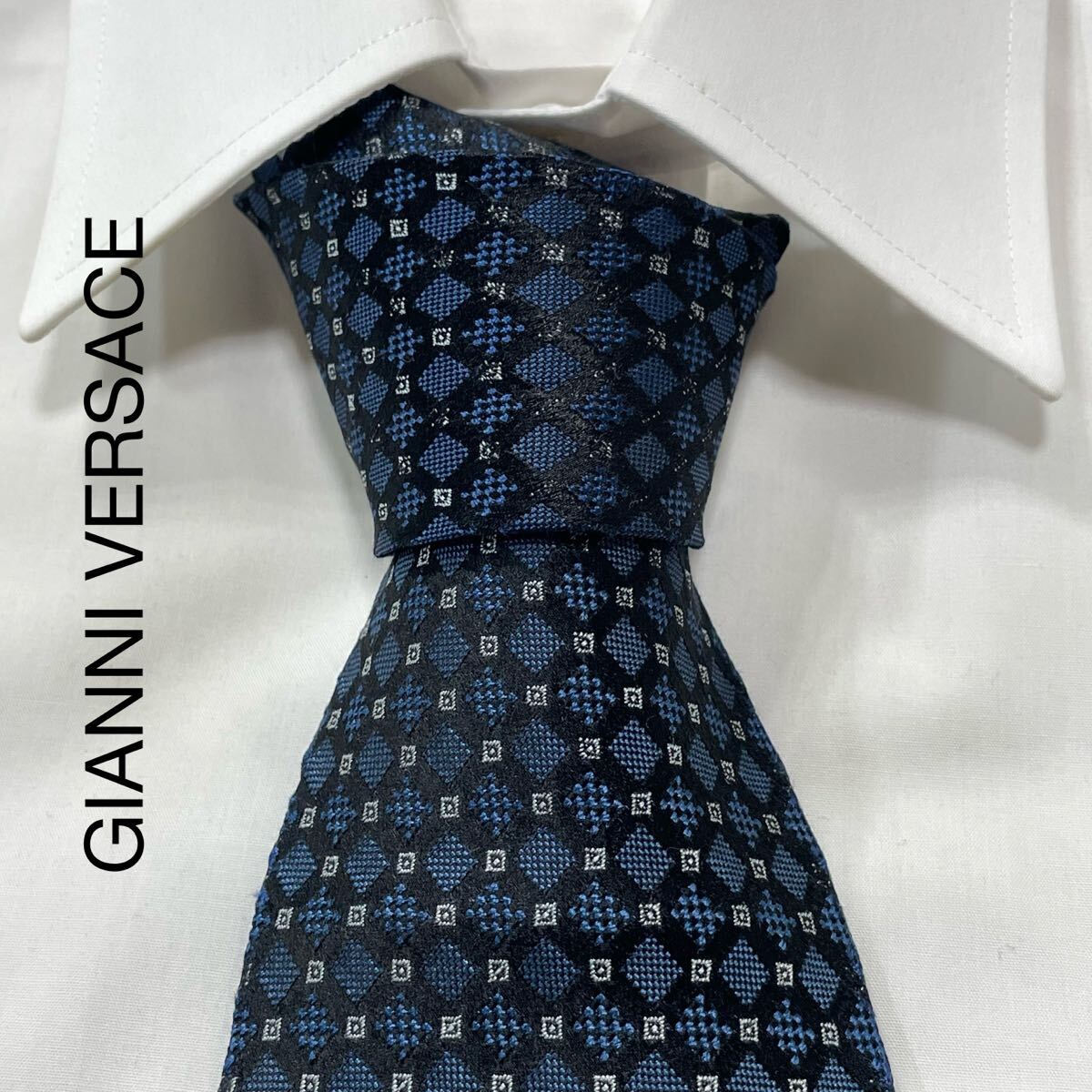 GIANNI VERSACE ジャンニベルサーチ パターン柄 ジャガード シルク ネクタイ ネイビー ブラック ライトブルー TG2587拍卖