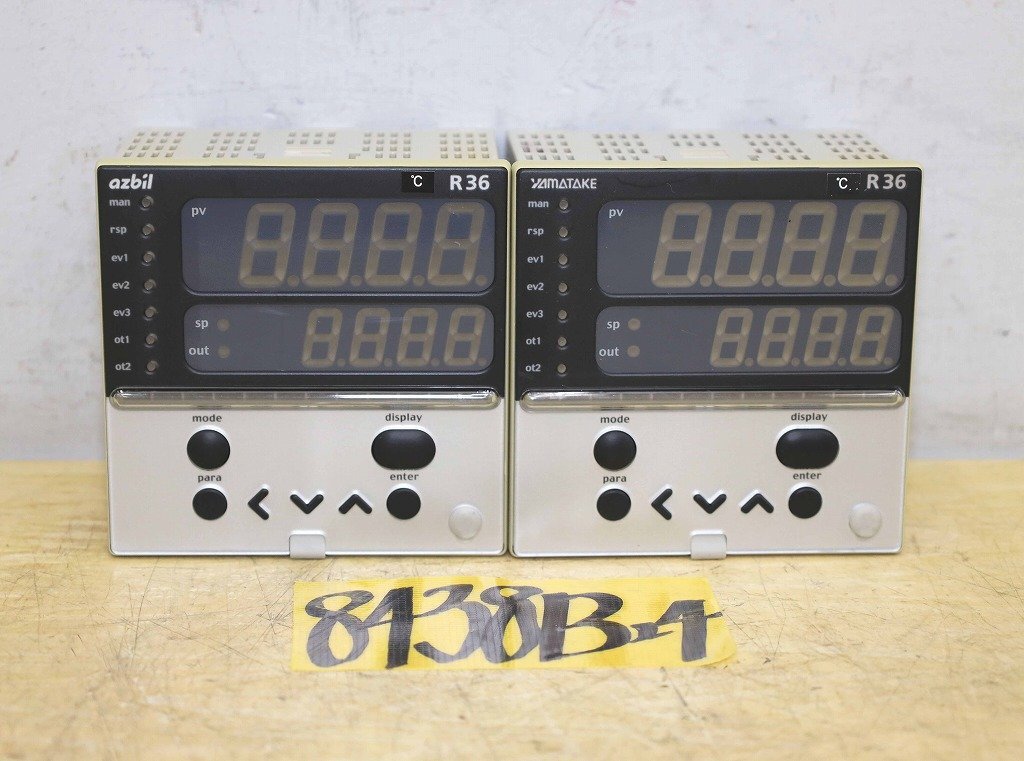 8438B24 azbil/YAMATAKE アズビル/ヤマタケ デジタル指示調節計 R36TC0UA1100/R36TR1UA1100 各1ケ あわせて2個セット 形R36 山武拍卖