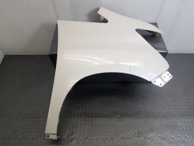 ヴェルファイア ANH20W 右 フロント フェンダー パネル 53801-58020 070拍卖