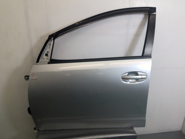 プリウス NHW20 左 フロント ドア パネル 67002-47040 1F7拍卖