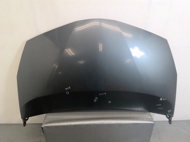 プリウスα ZVW41W ボンネット フード 53301-47070 1G3拍卖