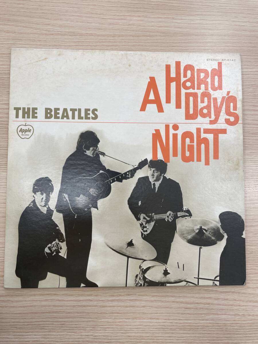 □3835 THE BEATLES/ビートルズ レコード LP盤 A HARD DAYS NIGHT アップルレコーズ 東芝EMI株式会社 再生未確認拍卖