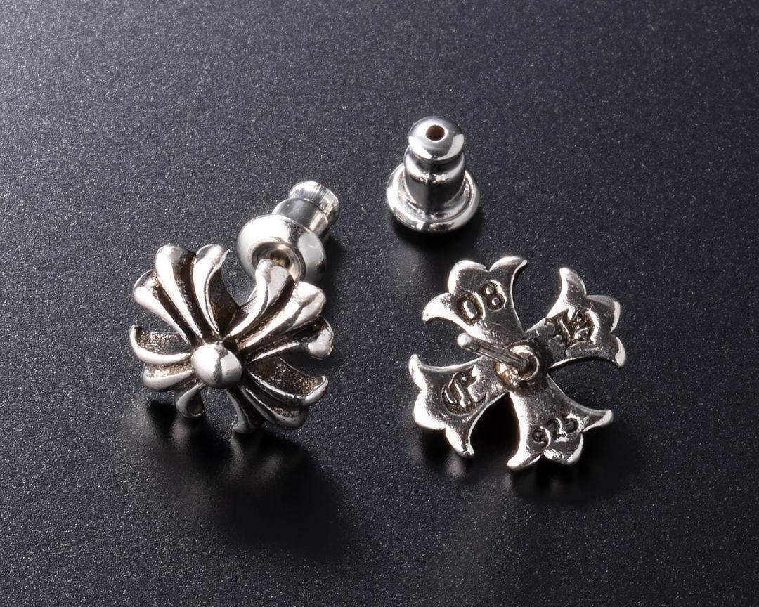 シルバー925 ピアス クロス 十字架 キャッチ付 両耳 匿名配送 070拍卖