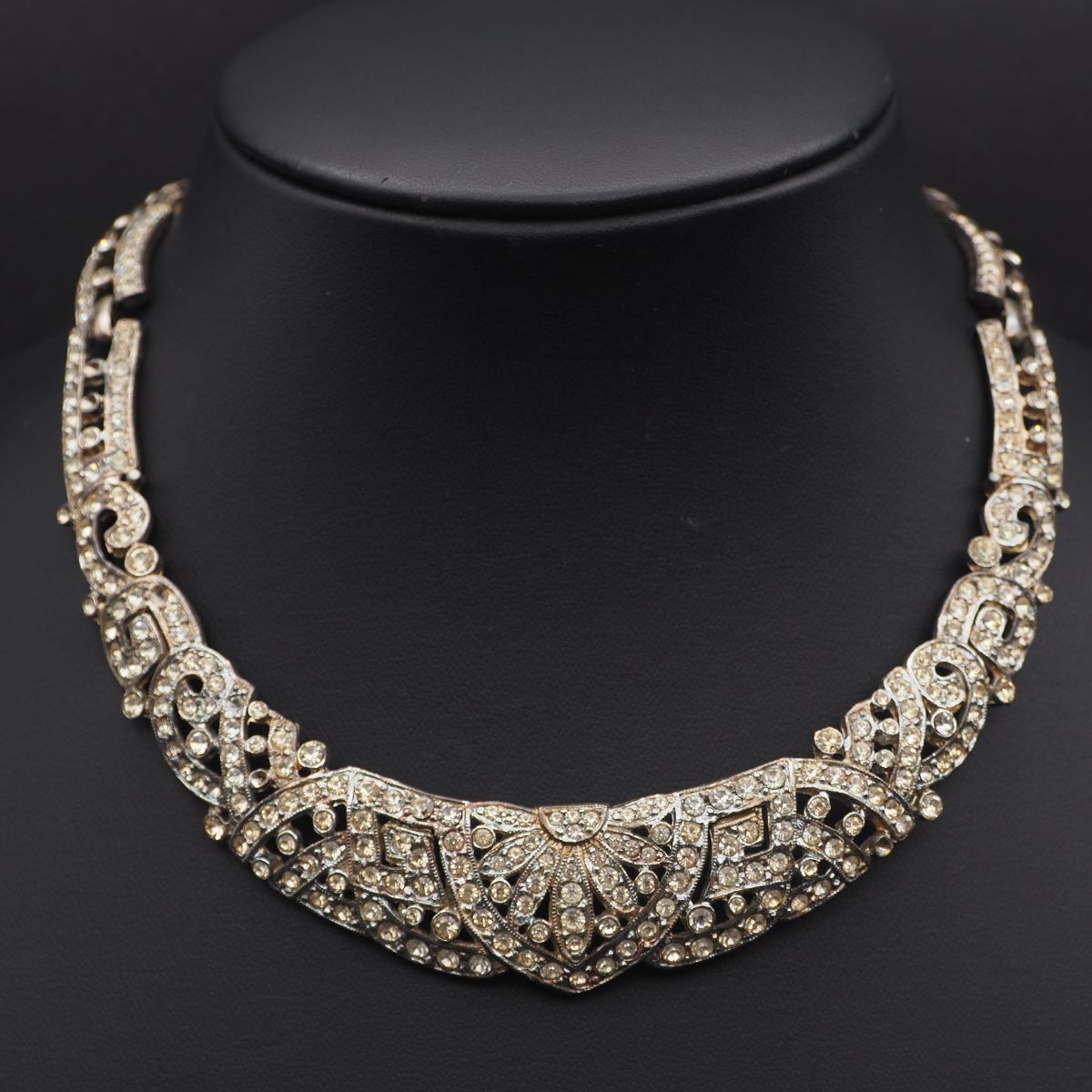 J008 CAROLEE キャロリー チョーカー ネックレス ラインストーン シルバー デザイン拍卖