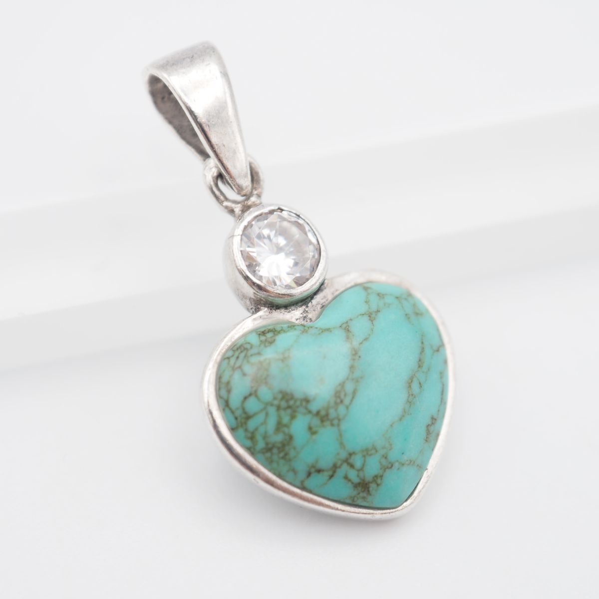 B589 ターコイズ トルコ石 ダイヤモンド風 925刻印 ペンダント トップ ハート デザイン シルバー チャーム ヘッド ヴィンテージ 12月誕生石拍卖