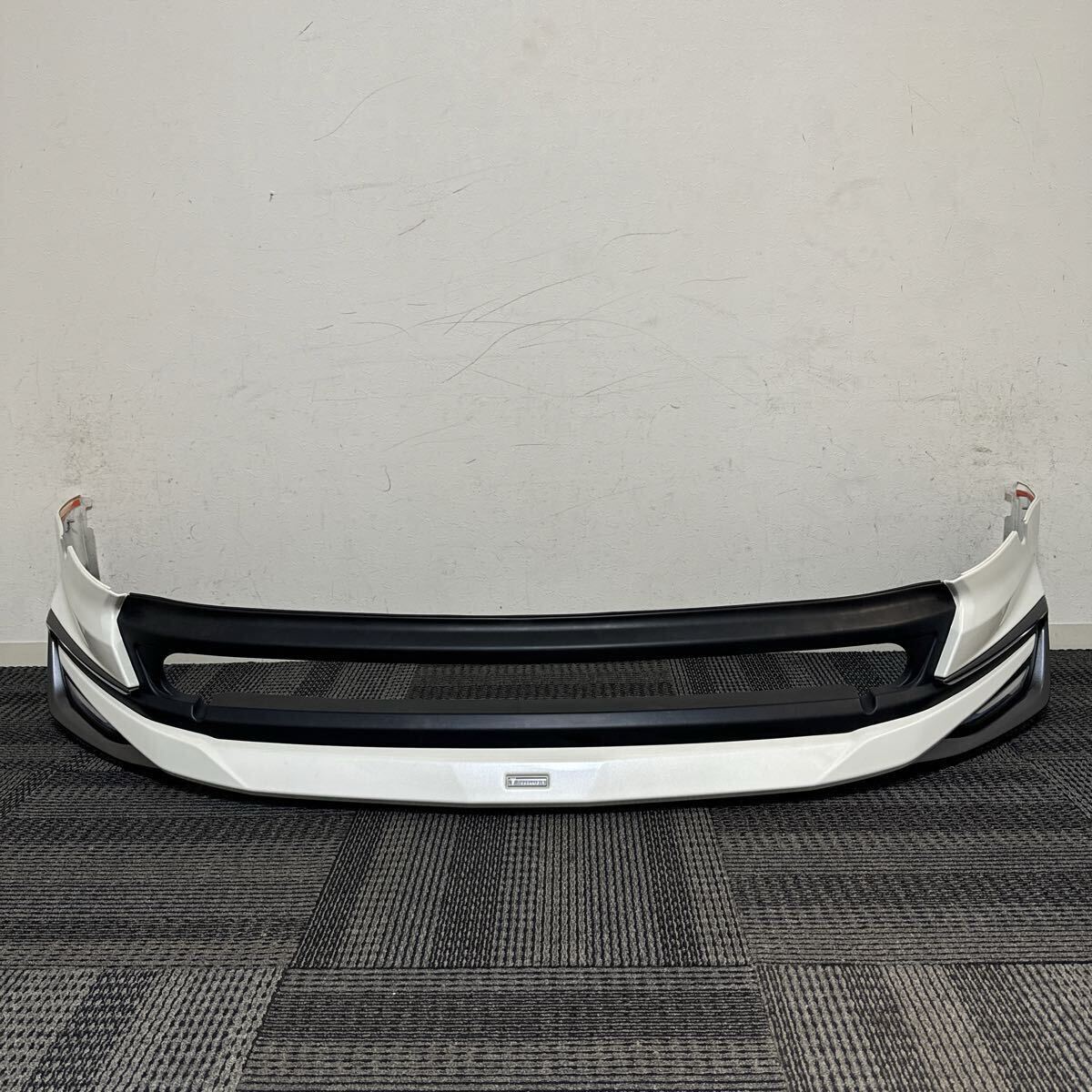 美品 MXUA80 MXUA85 AXUH80 AXUH85 80系 ハリアー 純正OP モデリスタ フロントスポイラー AVANT EMOTIONAL STYLE LED 070 パールホワイト拍卖