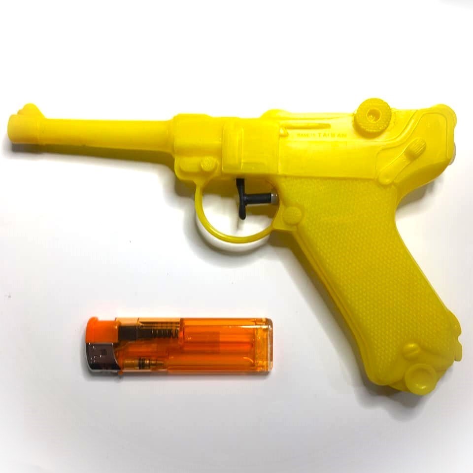 「水鉄砲 ルガーBタイプ イエロー」 40年以上昔のデッドストック品拍卖