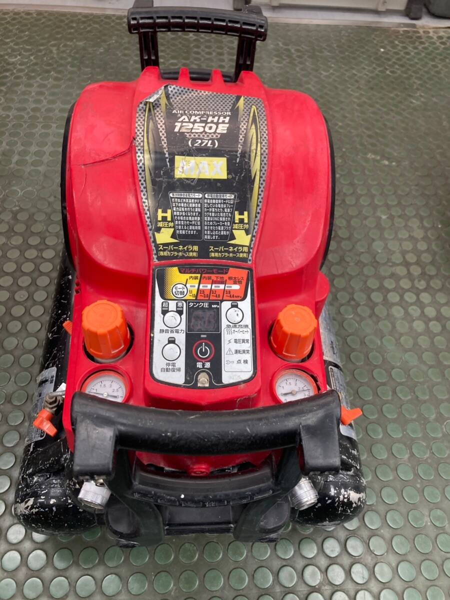 【中古品】【0924】★マックス(MAX) 高圧エアコンプレッサ AK-HH1250E2(27L) ITI559FO8DRI拍卖