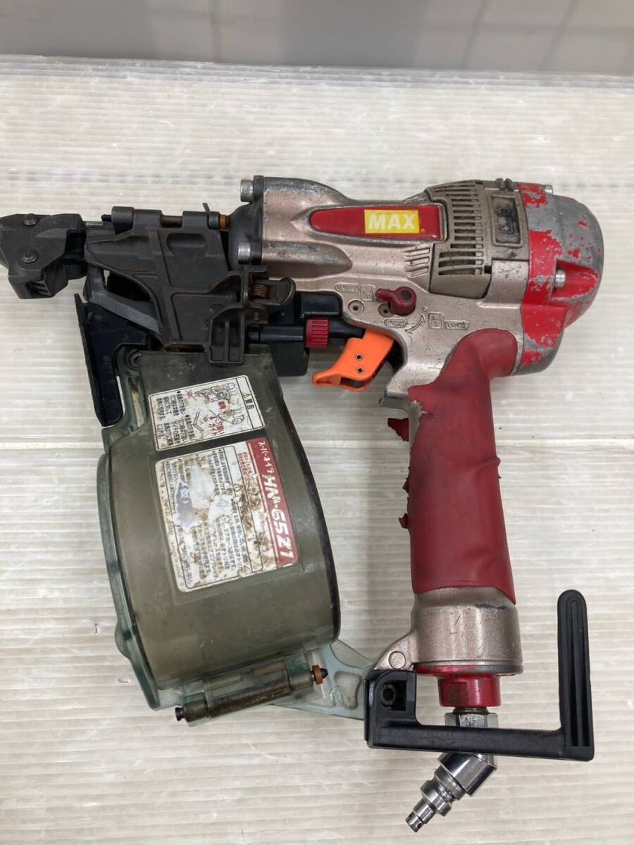 【中古品】【0924】★MAX(マックス) 65㎜高圧釘打機 スーパーネイラ(プラシート連結ネイル使用) HN-65Z1 ITNIXENGFGV8拍卖
