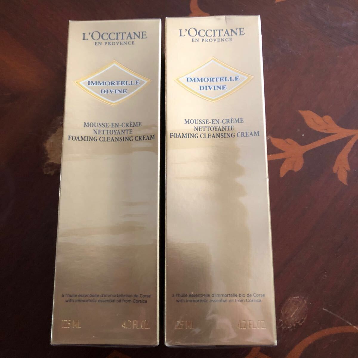 ロクシタン イモーテルディヴァイン クレンジングフォーム 旧処方 2本セット 新品未開封拍卖