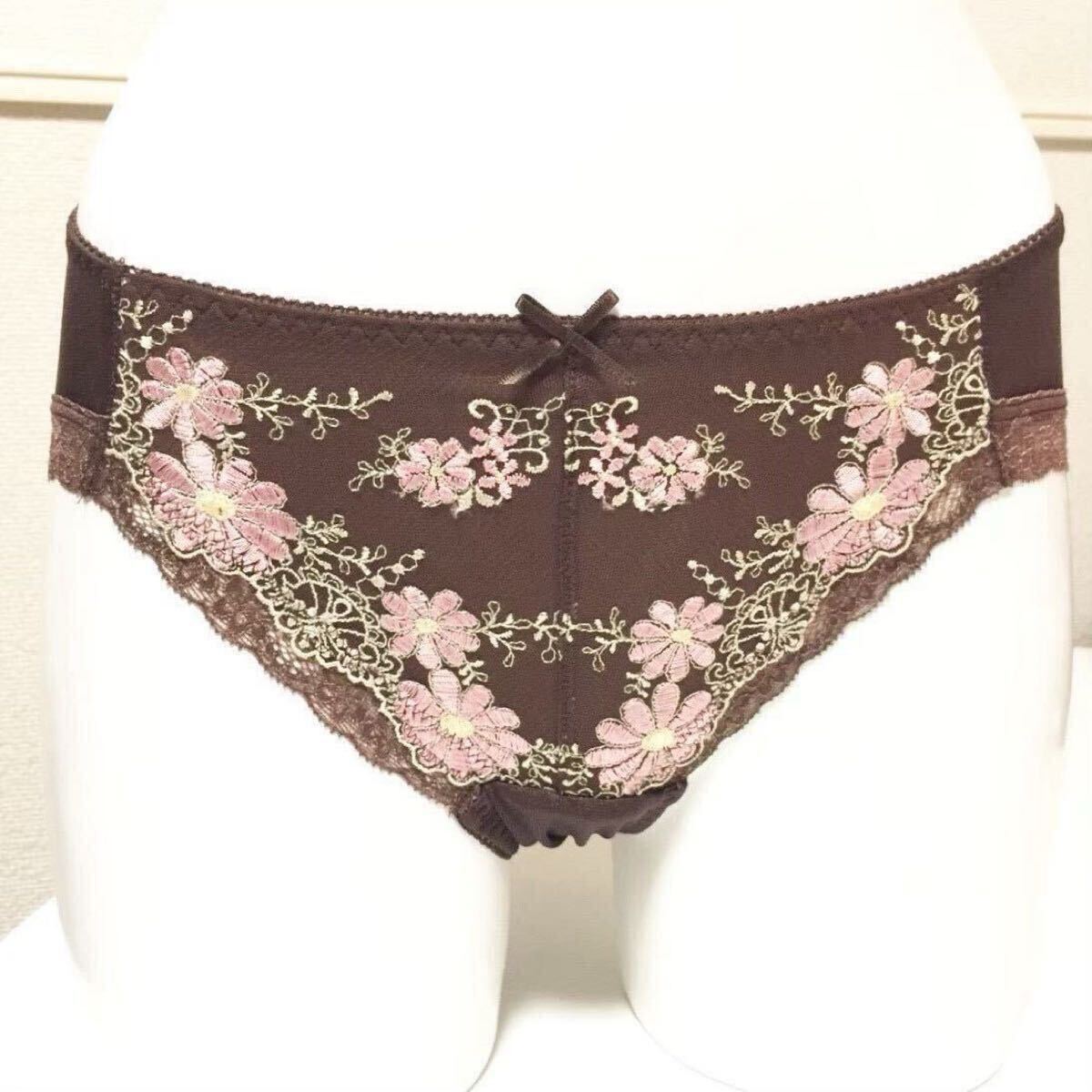 新品 SALE Mサイズ ショーツ レディース 綺麗 花柄 ブラウン拍卖