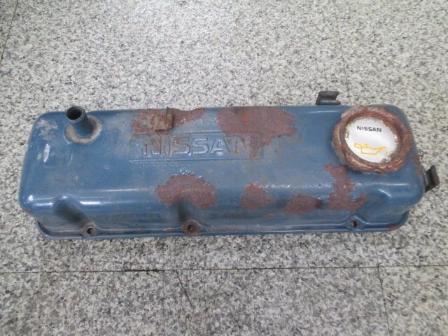 b122、サニトラ ショート、中期、A12、シリンダーヘッドカバー 拍卖