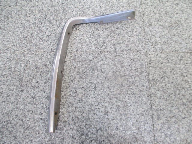 S57型、プリンススカイライン、フロントフェンダー先端 ライト回りのメッキモール(右/運転席側)拍卖