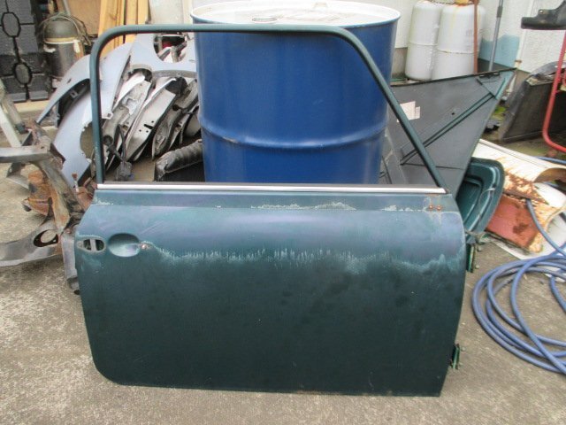 ローバーミニ、1000cc、AT車、運転席(右) ドアパネル☆拍卖