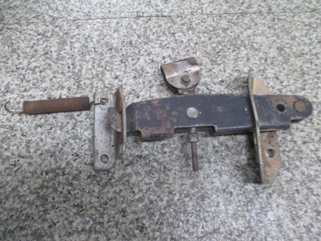 S57型、プリンススカイライン、サイドブレーキ用 ブラケット ステー拍卖