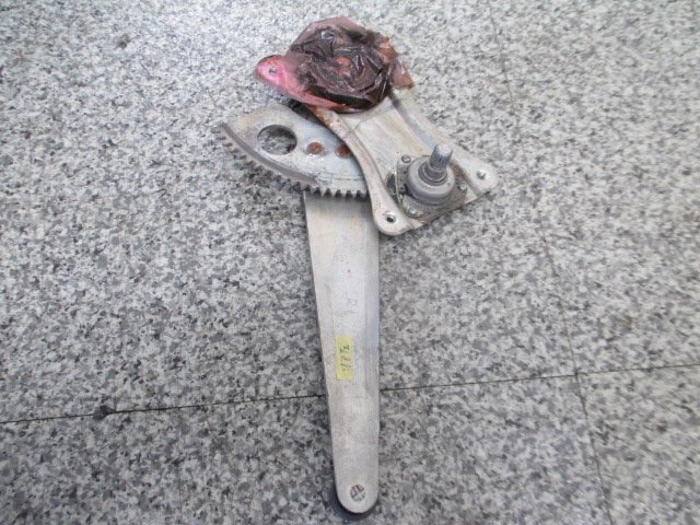 S57型、プリンススカイライン、ウインドウレギュレーター(リア左)拍卖