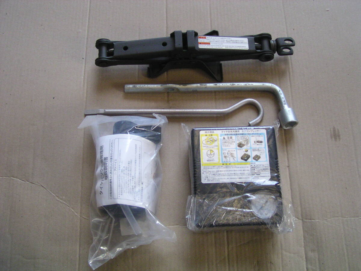 ☆ 73538km MH34S ワゴンR ジャッキ 工具 パンク修理セット拍卖