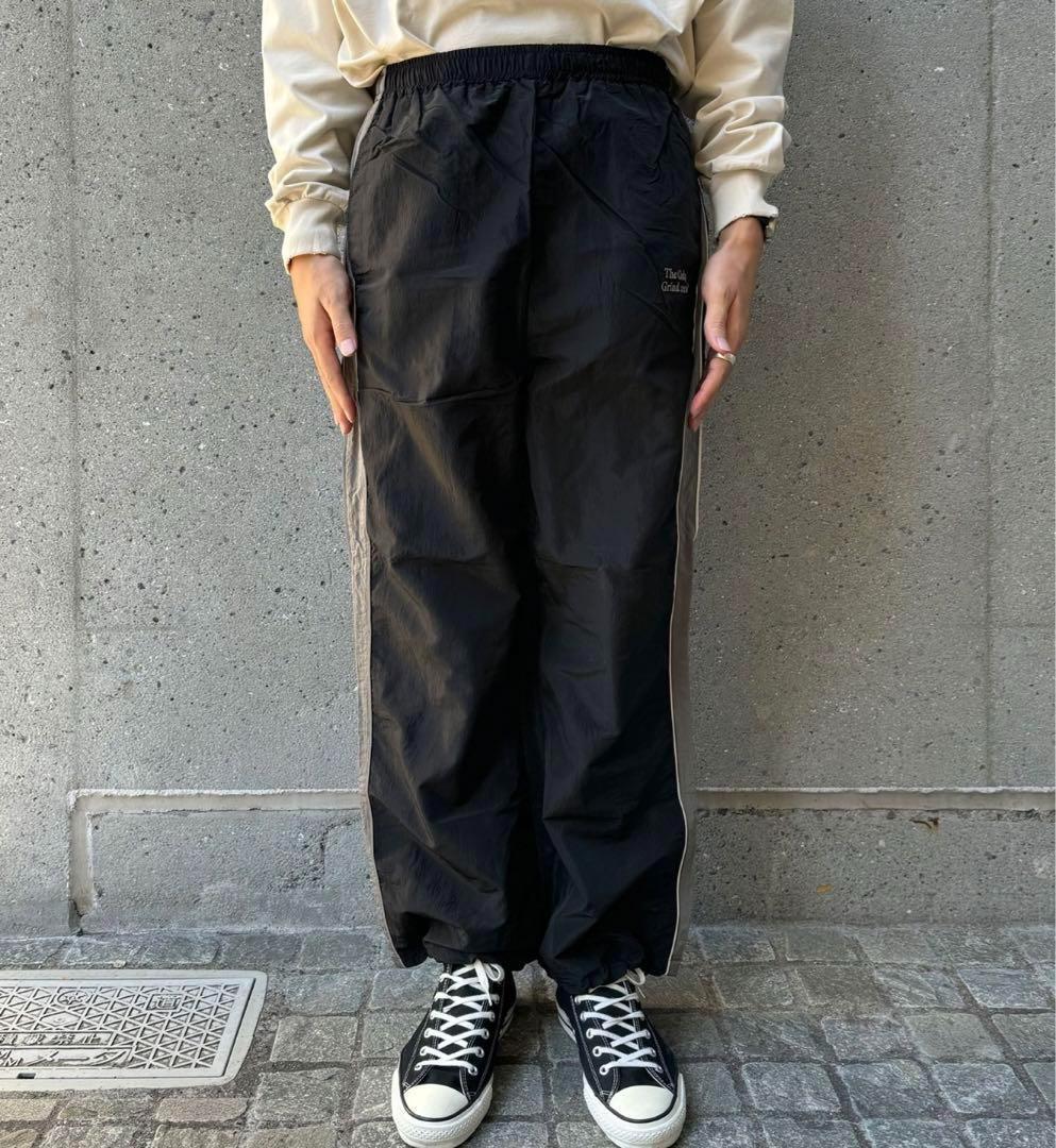 新品 CIAOPANIC サイドラインナイロントラックパンツ ブラック拍卖