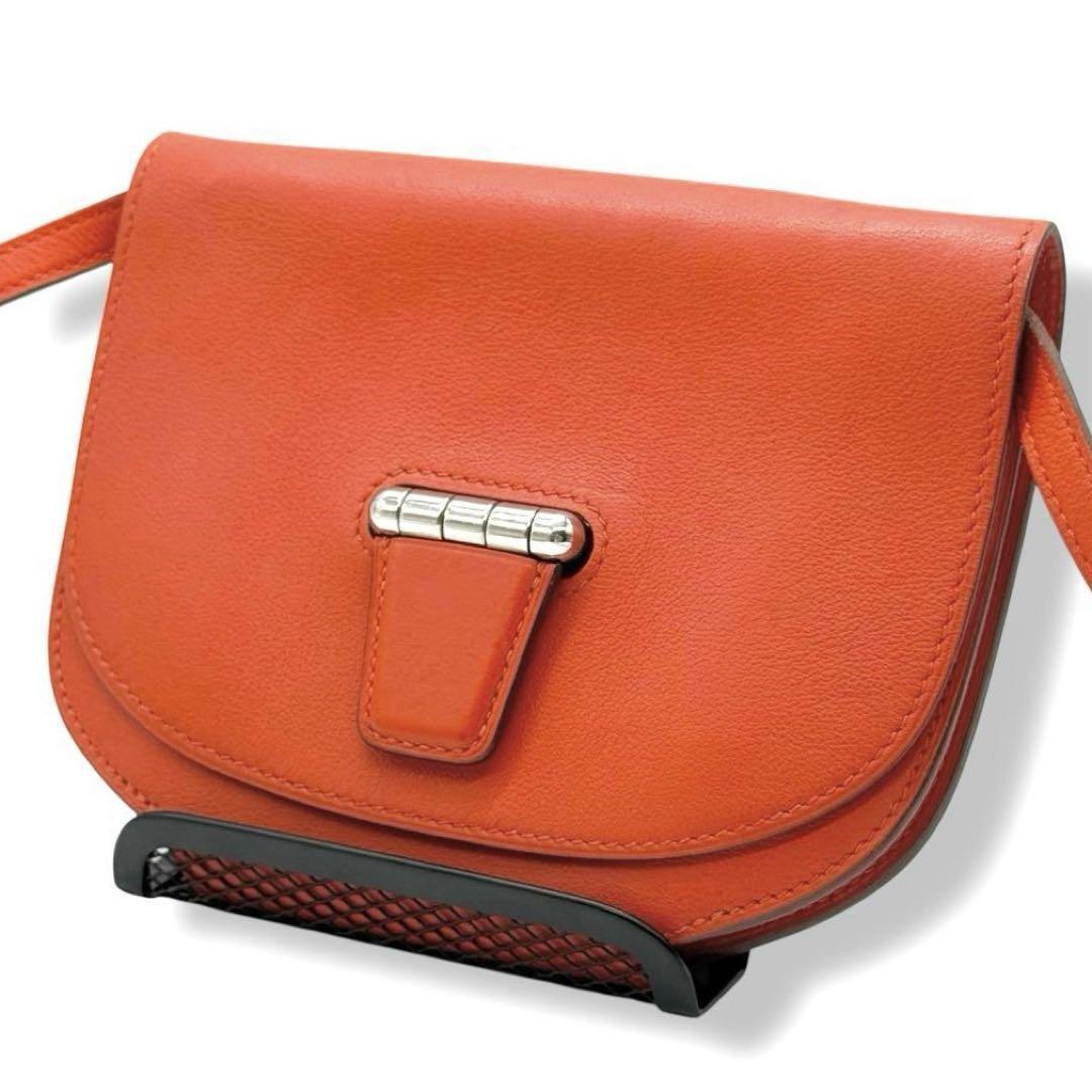 使用少 エルメス ショルダーウォレット ショルダーバッグ ミニ コンヴォワイユール ローズジャイプール ヴォースイフト レザー 3744拍卖