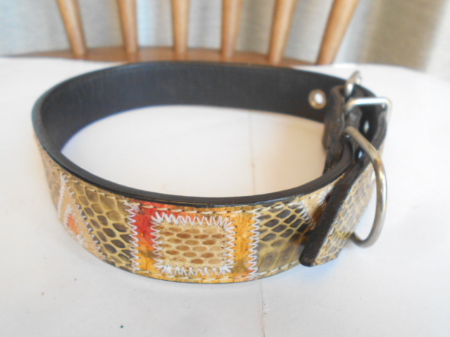 大型犬 ヘビ柄 首輪 45~55cm 拍卖