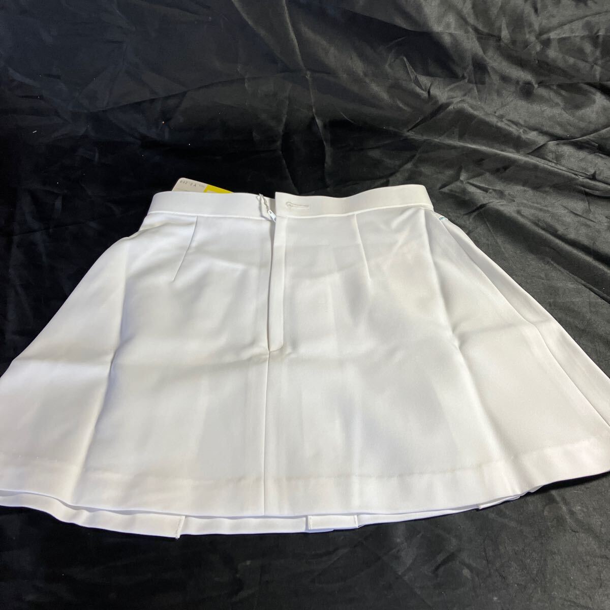 I89 BLACKJACK 56RL-0619 テニススコート 60サイズ ホワイト 新品未使用品 スポーツ ◎刺繍ロゴ入り拍卖