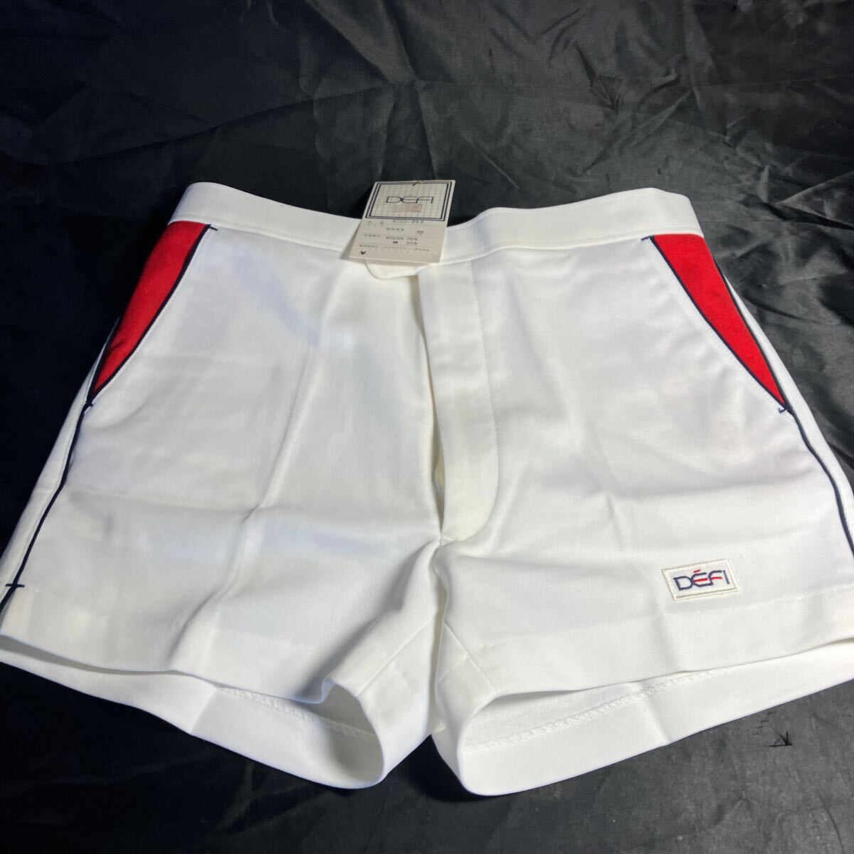 L65 DEFI KDC-263 テニスパンツ 77サイズ ホワイト×レッド 新品未使用品 スポーツ ◎刺繍ロゴ入り拍卖