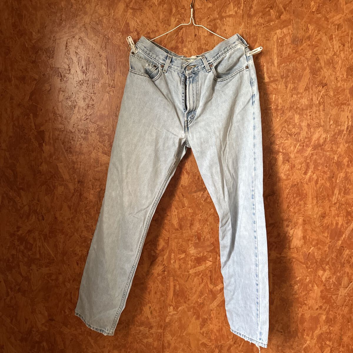 リーバイス ジーンズ パンツ 水色 550 w33 l32 破れあり ヤレ感あり 汚れあり拍卖