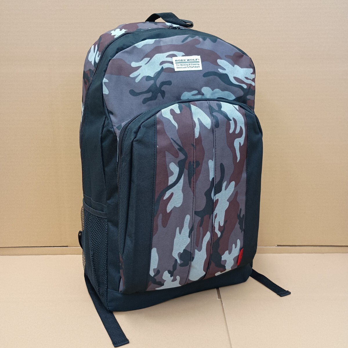 【新品】送料込み メンズ レディース 大容量 バックパック リュックサック Dパック 防災 避難 散歩 ジム スポーツ アウトドア拍卖