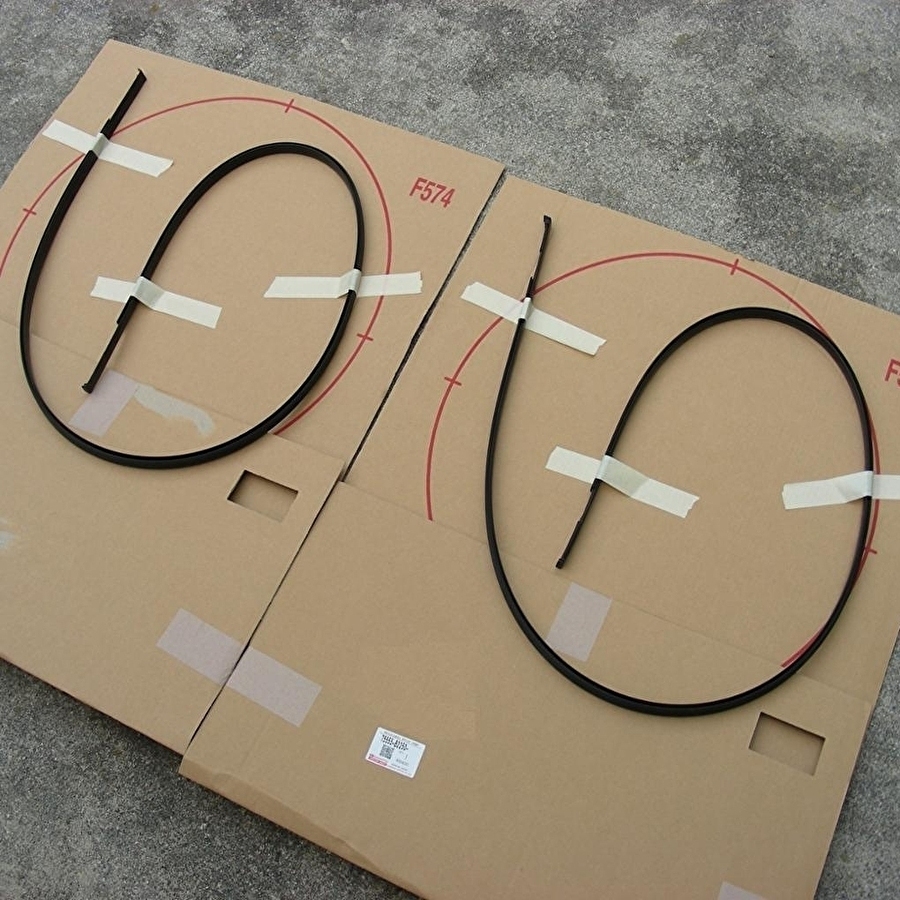 ダイハツ 純正 ムーブ LA160S ルーフ モール 左 右 セット レストア 交換 パーツ モールディング ブラック ゴム エンジン タイヤ バンパー拍卖