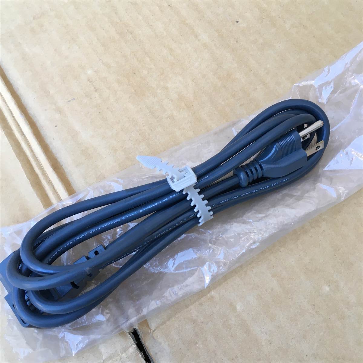 PC用 ACコード 3Pソケット側L型 3Pプラグ 動作確認済拍卖