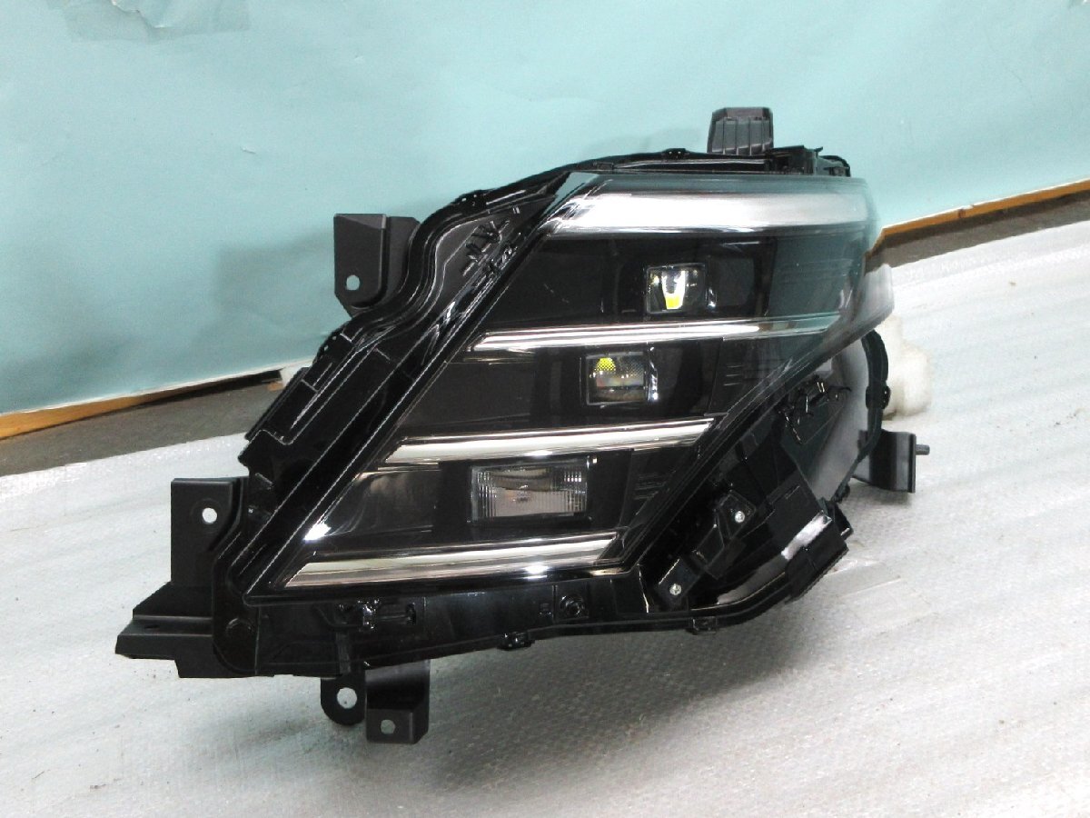◆ GFC28 GC28 C28 セレナ SERENA 純正 左ヘッドライト アダプティブLED 26060-7DA5A 100-2379Y拍卖