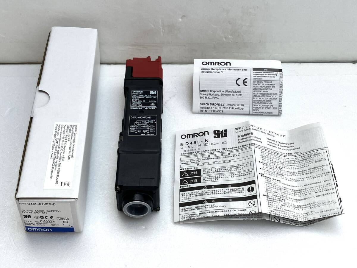 ★送料無料★未使用品★③オムロン 小形電磁ロック・セーフティドアスイッチ(5接点タイプ) D4SL-N2HFG-D拍卖