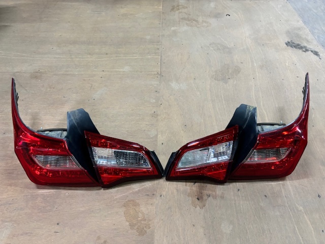 maMM★H26 レガシィ B4 BN9★純正テールライト左右セット テールランプ★スバル SUBARU/レガシー/アウトバック/部品取り車拍卖