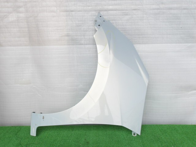 ホンダ/フィット GR1 ノーマル用 左フェンダーパネルのみ NH902P No.309961【品番 60261-TZA-000ZZ】拍卖